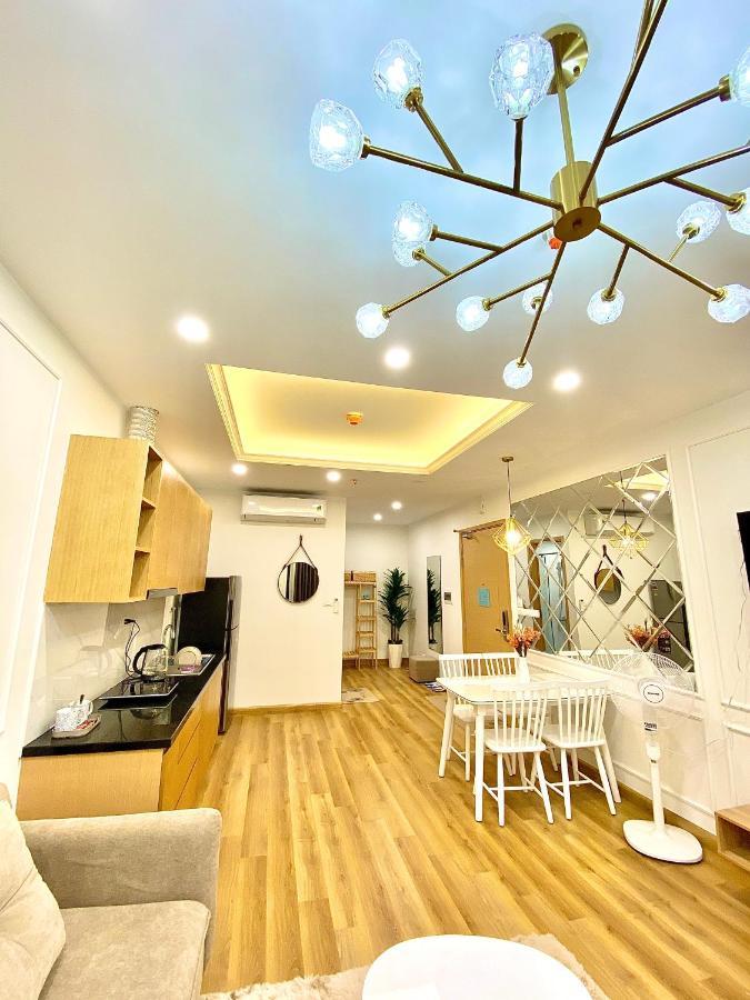 Tms - Pullman Luxury Outlet - High Floor Beach View Bed and Breakfast Quy Nhon Esterno foto