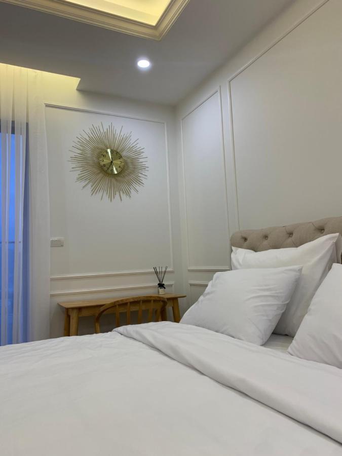 Tms - Pullman Luxury Outlet - High Floor Beach View Bed and Breakfast Quy Nhon Esterno foto