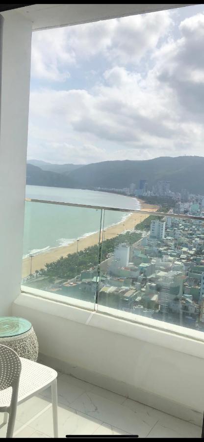 Tms - Pullman Luxury Outlet - High Floor Beach View Bed and Breakfast Quy Nhon Esterno foto